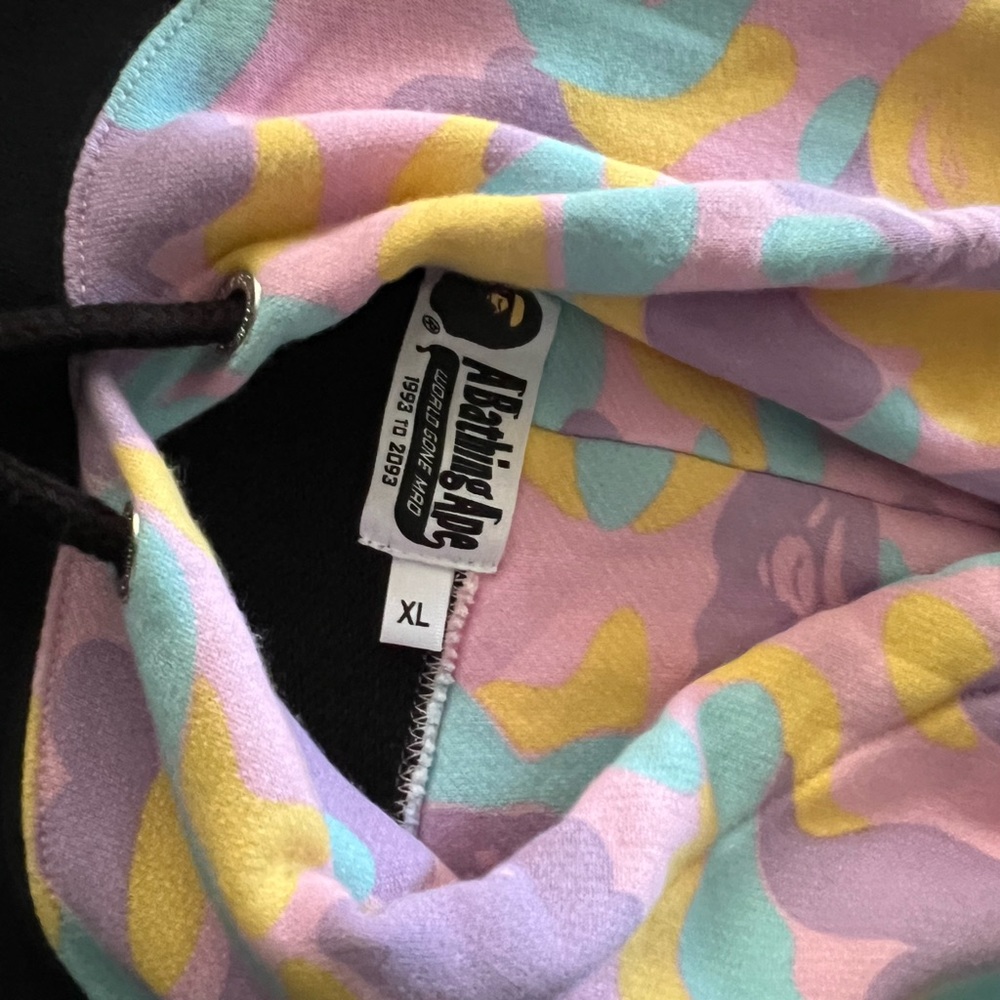 Bape hoodie - Picture 3 of 4